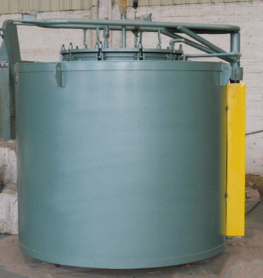 Forno de tratamento térmico de tipo fosso de 160 kW